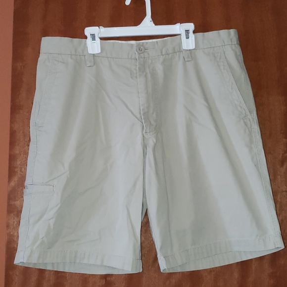MEN'S DOCKERS KHAKIS SHORTS - Picture 1 of 7